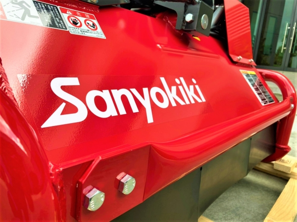 日本三陽機器 SANYOKIKI 挖土機用 錘刀式割草機