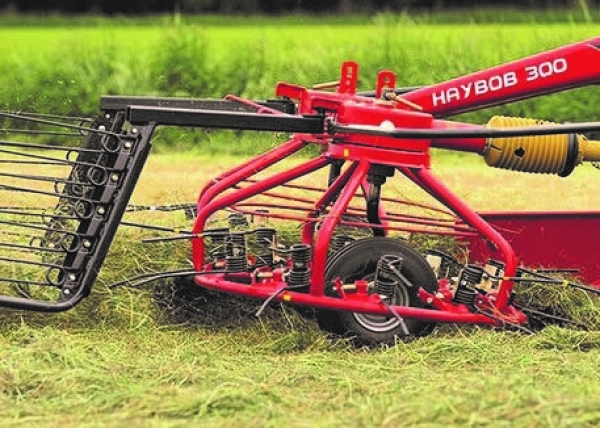 KUHN HAYBOB 翻集草機