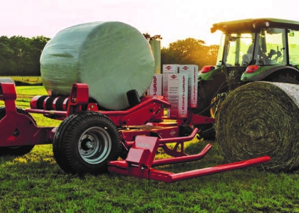 KUHN RW 圓形草包包膜機