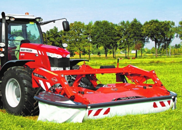 KUHN GMD 前置割草機